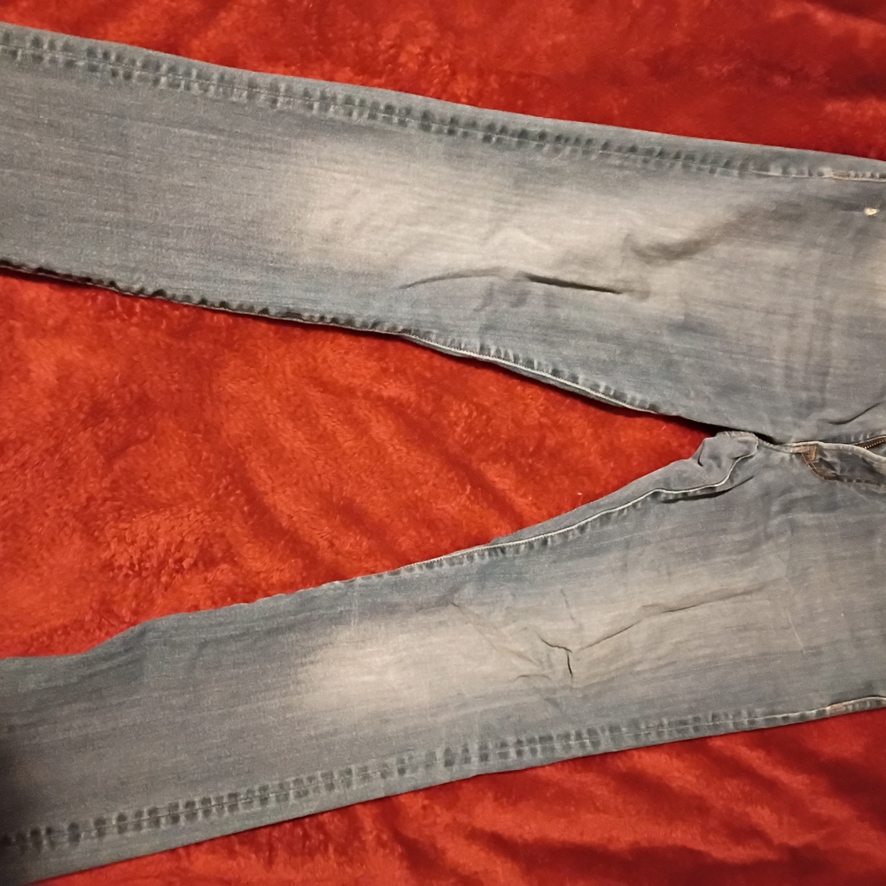 American Eagle Outfitters Light Blue Skinny Jeans